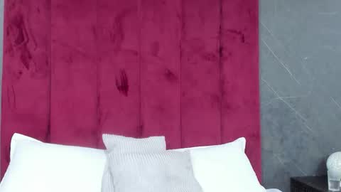 Snapshot of sienna_monroe chatting on October 16, 10:55 pm Sienna monroe online show from October 16, 10:55 pm