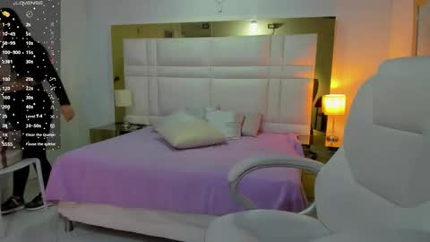 Sienna  online show from January 9, 11:24 am