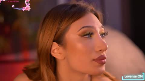 Sienna online show from November 3, 6:09 pm