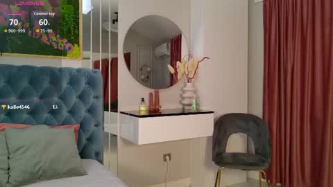 Sienna online show from July 14, 12:00 pm