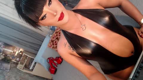 Sierrafina online show from March 5, 5:47 am