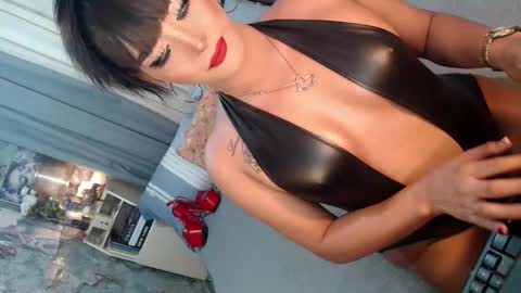 Sierrafina online show from March 31, 4:57 am