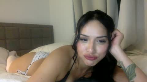 Snapshot of sierrgomez47 chatting on July 19, 9:35 am sierrgomez47 online show from July 19, 9:35 am