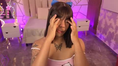 Snapshot of siiam_tay chatting on February 5, 3:00 am Siiam Tay online show from February 5, 3:00 am