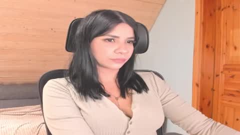 Snapshot of siirena chatting on March 9, 6:28 am siirena online show from March 9, 6:28 am