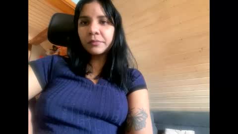 Snapshot of siirena chatting on April 3, 2:15 pm siirena online show from April 3, 2:15 pm