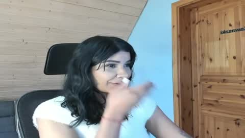 Snapshot of siirena chatting on April 7, 8:48 am siirena online show from April 7, 8:48 am