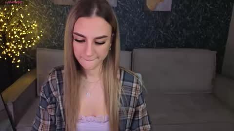 Snapshot of silen_tori chatting on February 25, 2:21 am Silen online show from February 25, 2:21 am