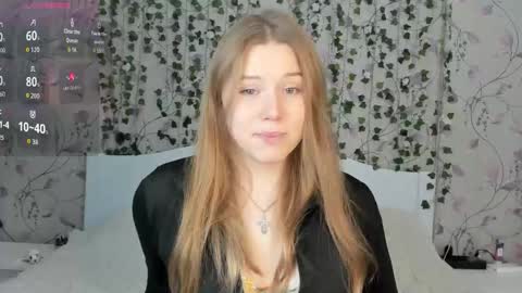 Chloe online show from November 19, 5:07 am