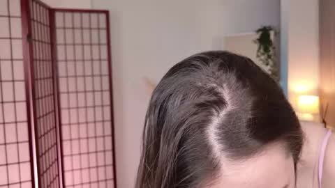 Lily online show from November 25, 9:15 pm