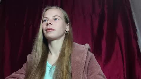 JULIANA online show from April 3, 7:23 pm