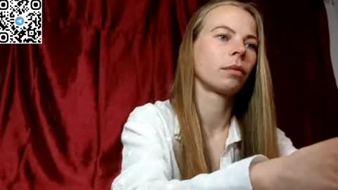 JULIANA online show from April 13, 7:52 pm