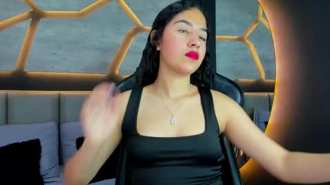 silknyx online show from February 24, 2:15 pm