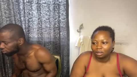 Snapshot of silkyandmaster chatting on February 25, 9:30 am silkyandmasterr online show from February 25, 9:30 am