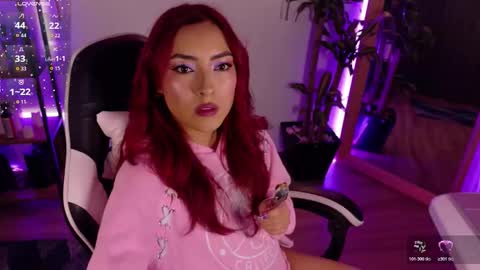 Snapshot of silvana_goddess chatting on February 13, 11:34 pm Silvana online show from February 13, 11:34 pm