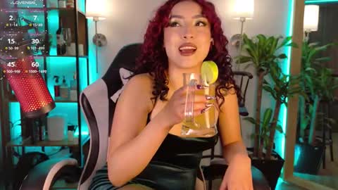 Snapshot of silvana_goddess chatting on March 17, 11:19 pm Silvana online show from March 17, 11:19 pm