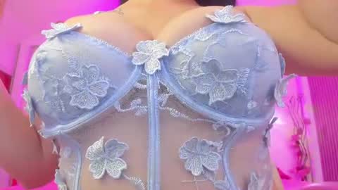 SIlvana  online show from July 17, 12:56 pm