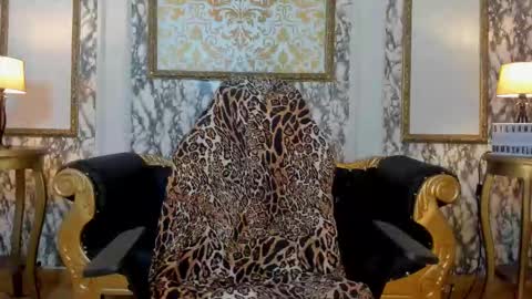 Snapshot of silvanabombshell chatting on February 25, 12:15 pm SilvanaBombshel online show from February 25, 12:15 pm