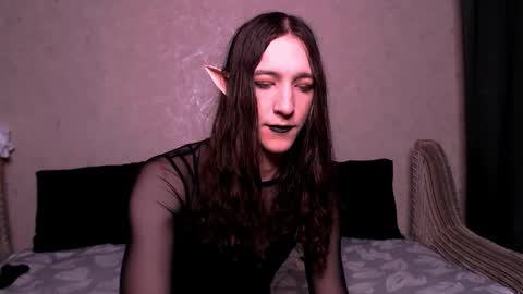 Snapshot of silvermuse chatting on October 28, 8:11 pm silvermuse online show from October 28, 8:11 pm