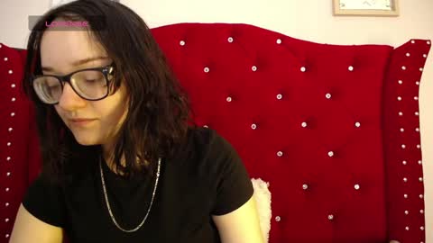 silvia_ls online show from December 19, 9:49 pm