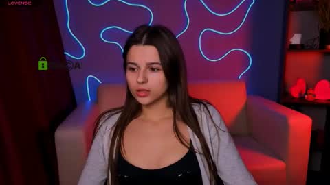 Snapshot of silvia_queen1 chatting on November 28, 4:59 am Silvia nude in pvt online show from November 28, 4:59 am