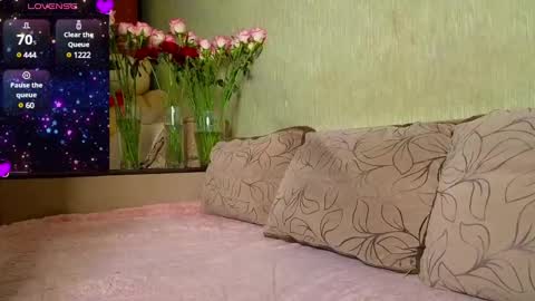 miss Anna online show from December 15, 4:26 pm