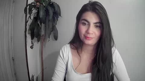 Silvie online show from December 22, 5:01 am