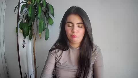 Silvie online show from January 7, 8:31 pm