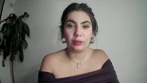 Silvie online show from February 9, 12:17 am