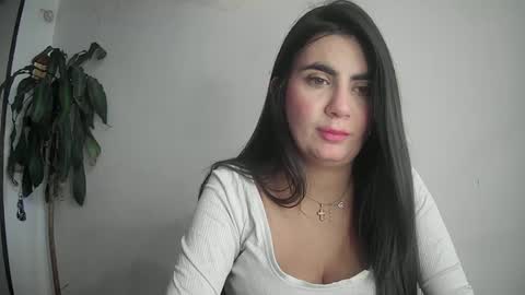 Silvie online show from February 17, 9:52 pm