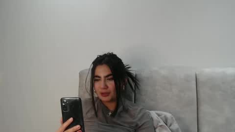 Silvie online show from September 28, 5:24 am