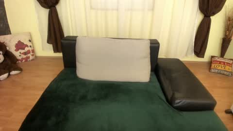 Snapshot of silvyalove chatting on December 3, 8:17 pm Silvya online show from December 3, 8:17 pm