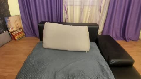 Snapshot of silvyalove chatting on November 27, 7:27 pm Silvya online show from November 27, 7:27 pm