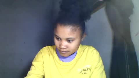 simirna98 online show from July 1, 3:56 pm