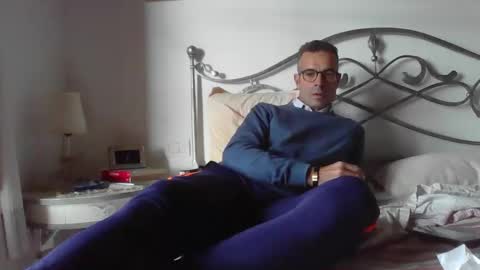 Snapshot of simmeturbate chatting on September 26, 3:05 pm Italiandaddyitalydickassbottomassholecomshowmasturbatenudeboyitalyatleticcutemuscolarhardcockdickboy online show from September 26, 3:05 pm