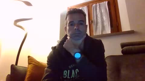 Snapshot of simmeturbate chatting on October 24, 8:27 pm Italiandaddyitalydickassbottomassholecomshowmasturbatenudeboyitalyatleticcutemuscolarhardcockdickboy online show from October 24, 8:27 pm