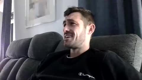 simomoliver online show from January 9, 5:48 pm