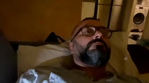 Si online show from November 2, 9:28 pm