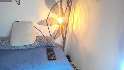 simon colt online show from March 10, 10:20 am