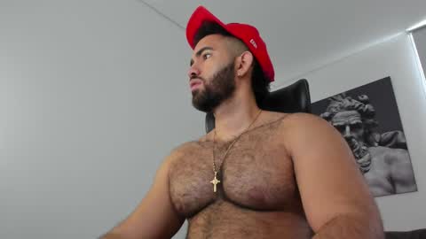 Snapshot of simon_leon01 chatting on May 16, 12:26 pm simon_leon01 online show from May 16, 12:26 pm