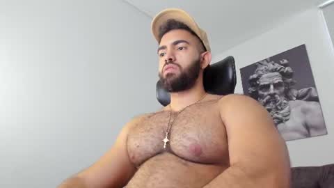 Snapshot of simon_leon01 chatting on June 25, 10:58 pm simon_leon01 online show from June 25, 10:58 pm
