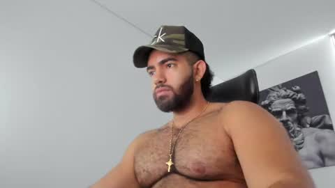 Snapshot of simon_leon01 chatting on July 11, 3:04 pm simon_leon01 online show from July 11, 3:04 pm