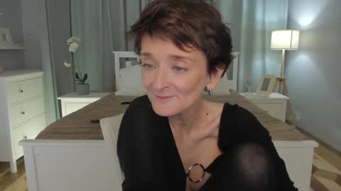 Simona  online show from January 12, 4:50 pm