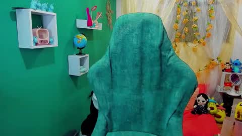 Simon Simpson          Modelo Independiente online show from December 1, 6:29 am