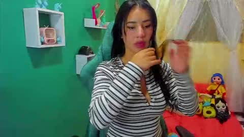 Simon Simpson          Modelo Independiente online show from February 10, 2:26 am