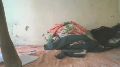 simonettee online show from November 6, 4:46 am