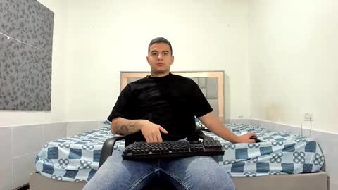 SIMON KELER online show from January 9, 5:48 pm