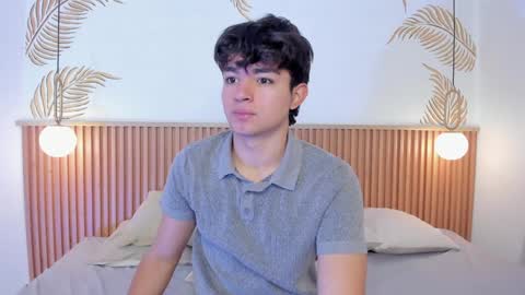  Simon  online show from December 31, 2:03 pm