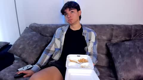  Simon  online show from February 12, 2:43 pm