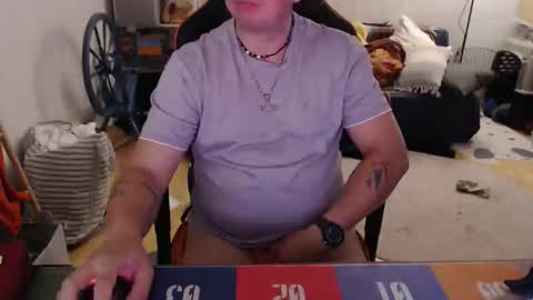 Snapshot of simonsexhott chatting on September 8, 10:09 pm Simon Sx online show from September 8, 10:09 pm